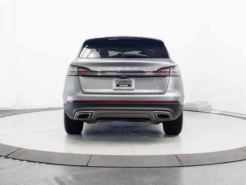 Used 2023 Lincoln Nautilus Reserve AWD/4WD image 10