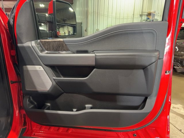 Used 2023 Ford F350 Lariat w/ Lariat Ultimate Package AWD/4WD image 26