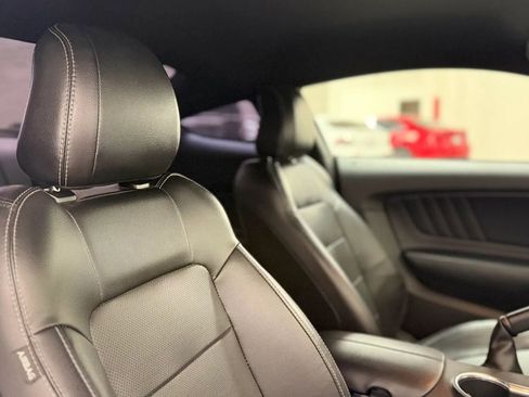 Used 2020 Ford Mustang GT Premium w/ GT Performance Package RWD image 17