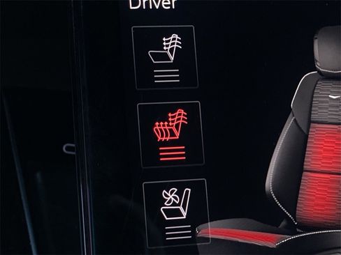 Certified 2025 Cadillac Escalade Premium Luxury image 20