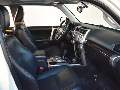 Used 2019 Toyota 4Runner 4WD image 27