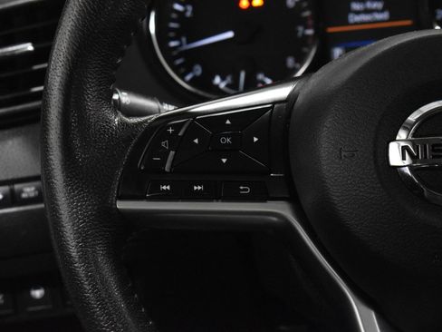Used 2020 Nissan Rogue SL w/ Premium Package FWD image 10