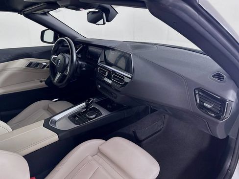 Used 2023 BMW Z4 M40i w/ Premium Package RWD image 34