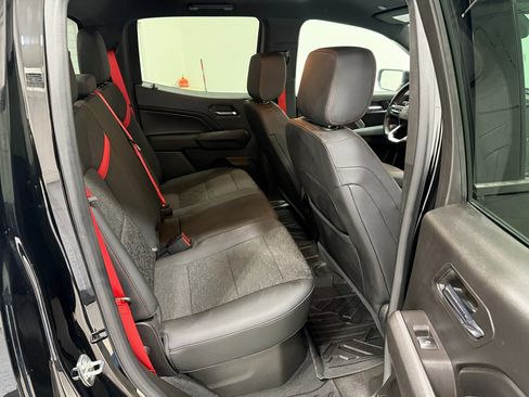 Used 2023 Chevrolet Colorado Z71 w/ Z71 Convenience Package 2 image 31