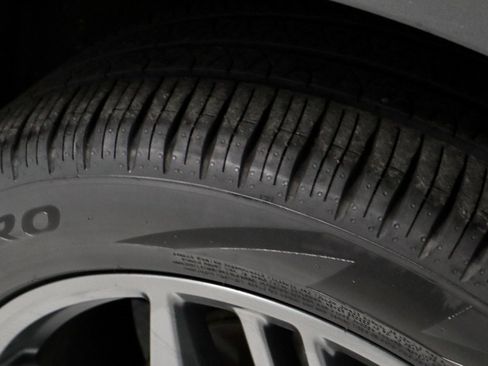 Certified 2025 Ford Explorer ST-Line w/ ST-Line Street Pack image 21