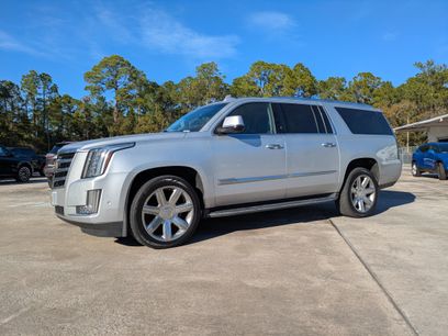 Used 2018 Cadillac Escalade ESV Luxury