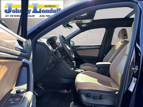 Used 2023 Volkswagen Tiguan SE image 10