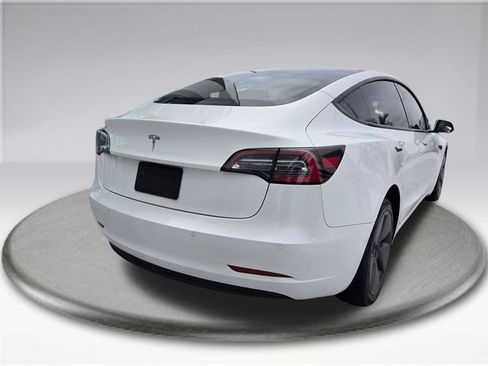 Used 2021 Tesla Model 3 Standard Range Plus RWD image 11