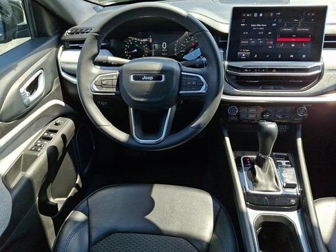 Certified 2023 Jeep Compass Latitude w/ Convenience Group AWD/4WD image 14