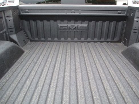 New 2026 GMC Sierra 1500 Denali w/ Denali Reserve Package AWD/4WD image 6