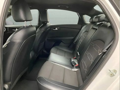 Used 2023 Kia Forte GT-Line w/ GT-Line Technology Package FWD image 11