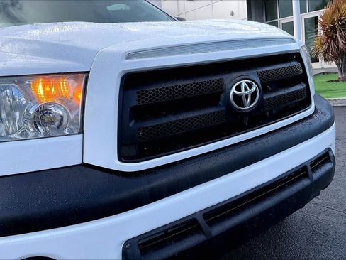 Used 2013 Toyota Tundra 2WD Double Cab w/ Tow Pkg image 33
