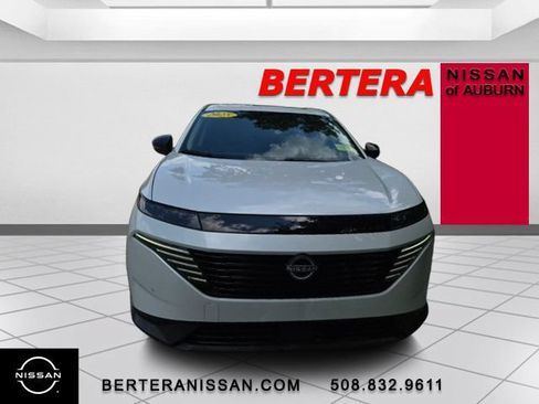 Used 2025 Nissan Murano SL w/ Cargo Package AWD/4WD image 3