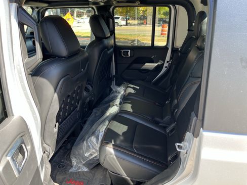 Used 2022 Jeep Gladiator Mojave w/ LED Lighting Group image 27