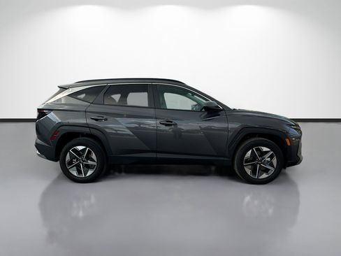 Used 2025 Hyundai Tucson SEL AWD/4WD image 2