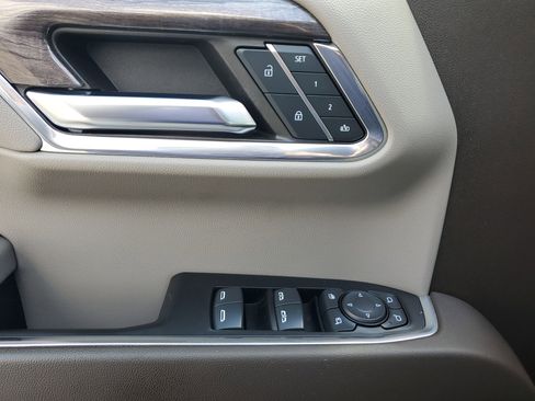 Used 2024 Chevrolet Silverado 1500 LTZ image 27