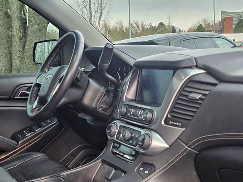 Used 2016 Chevrolet Tahoe LT image 11