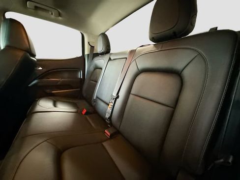 Used 2015 GMC Canyon SLT w/ Driver Alert Package AWD/4WD image 24