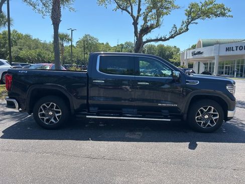 Used 2022 GMC Sierra 1500 SLT w/ SLT Convenience Package AWD/4WD image 5