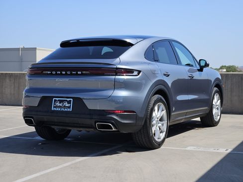 Certified 2026 Porsche Cayenne Coupe AWD/4WD image 8
