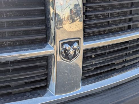 Used 2008 Dodge Ram 1500 Truck ST image 10