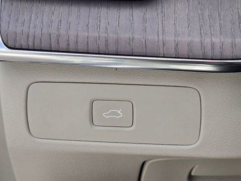 New 2026 Volvo XC90 B6 Ultra w/ Protection Package AWD/4WD image 27