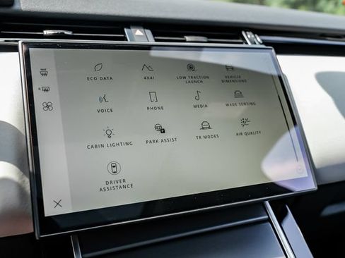 New 2026 Land Rover Range Rover Velar S AWD/4WD image 37