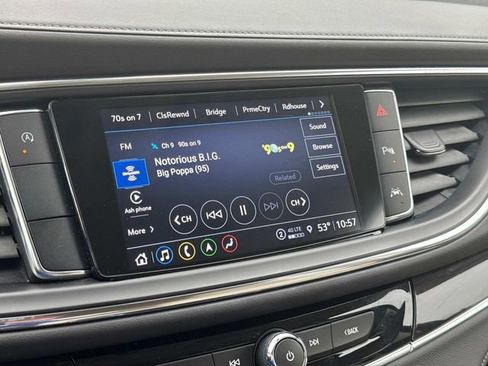 Used 2022 Buick Enclave Premium w/ Experience Buick Package image 37