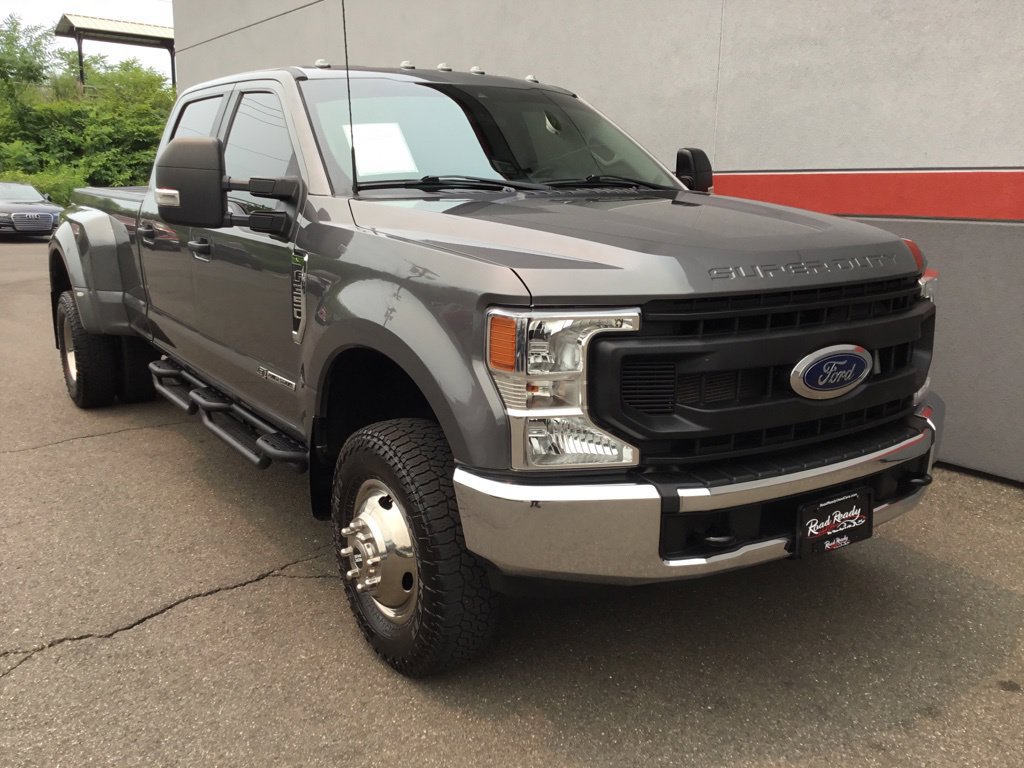 Used 2022 Ford F350 XL w/ Power Equipment Group AWD/4WD image 2