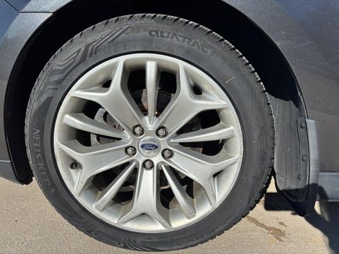 Used 2018 Ford Taurus Limited image 71