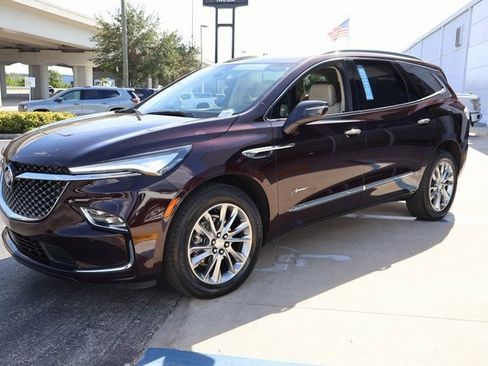 Certified 2022 Buick Enclave Avenir w/ Avenir Technology Package image 3