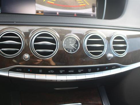 Used 2015 Mercedes-Benz S 550 4MATIC Sedan image 25