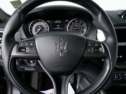 Used 2023 Maserati Ghibli Modena image 8