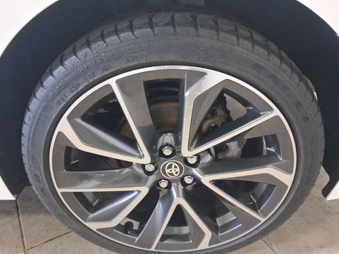 Used 2020 Toyota Corolla SE FWD image 10