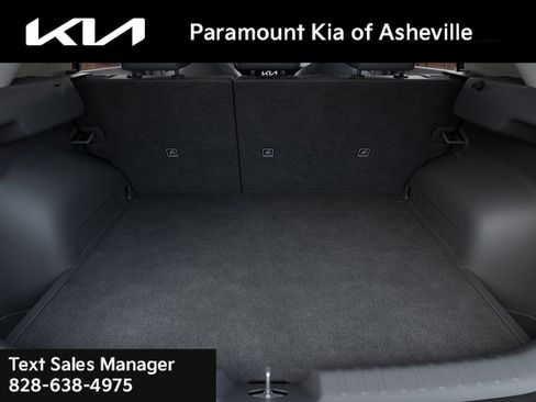 New 2025 Kia Niro EX Touring image 19