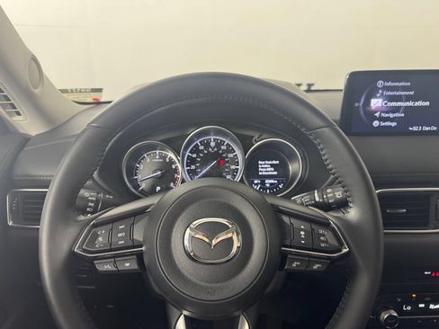 Used 2025 MAZDA CX-5 AWD 2.5 S w/ Preferred Package image 17