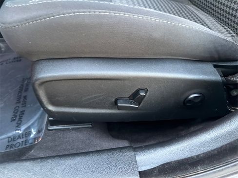 Used 2018 Dodge Charger GT w/ Navigation & Travel Group image 19