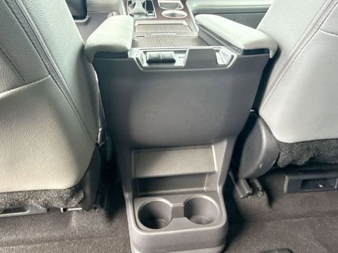 Used 2024 Toyota Sienna XLE image 25