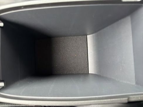 Used 2025 Ford Escape ST-Line image 29