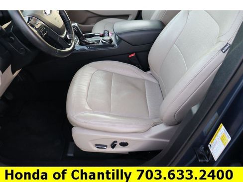 Used 2018 Ford Explorer Limited image 30