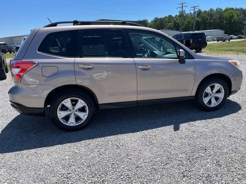 Used 2014 Subaru Forester 2.5i Premium w/ Popular Package #2 AWD/4WD image 6