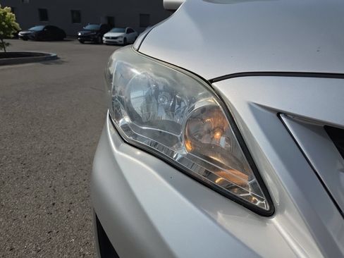 Used 2012 Toyota Corolla LE FWD image 5