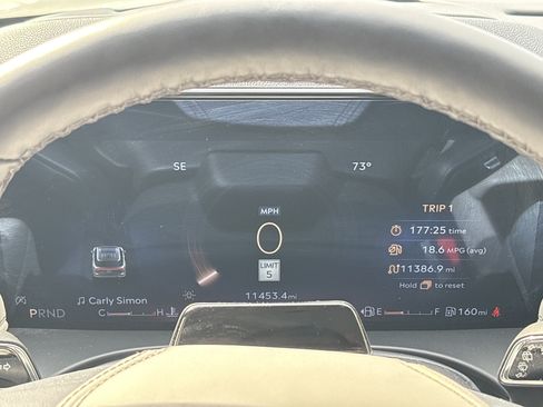 Used 2025 Lincoln Aviator Reserve AWD/4WD image 21
