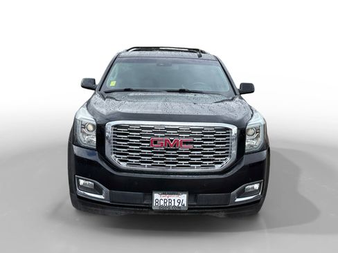 Used 2018 GMC Yukon Denali w/ Denali Ultimate Package image 8