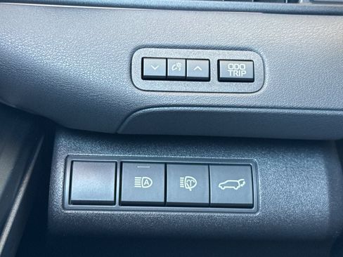 New 2026 Toyota C-HR AWD/4WD image 31