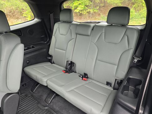 Used 2024 Kia Telluride SX Prestige X-Pro AWD/4WD image 10