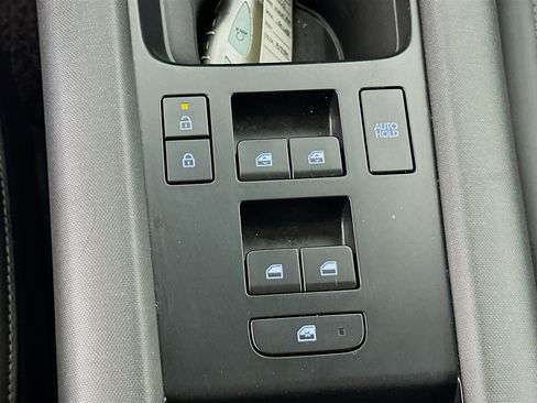 Used 2023 Hyundai Ioniq 6 Limited image 26