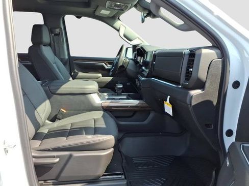 New 2026 Chevrolet Silverado 1500 RST AWD/4WD image 10