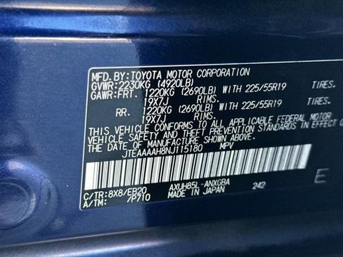 Certified 2022 Toyota Venza XLE image 33