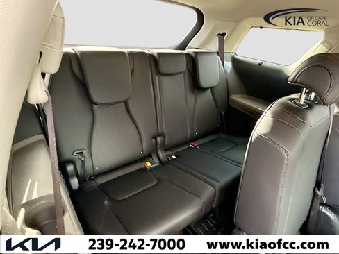 New 2026 Kia Carnival EX FWD image 19